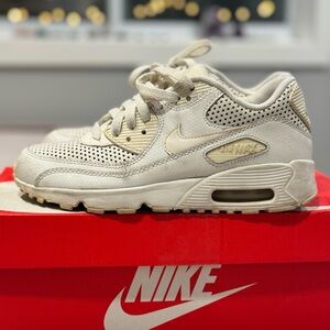 Nike Air Max Sneakers Cream/Beige Youth Size 5Y